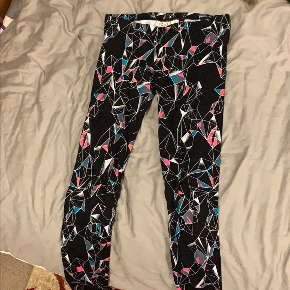 SO workout leggings